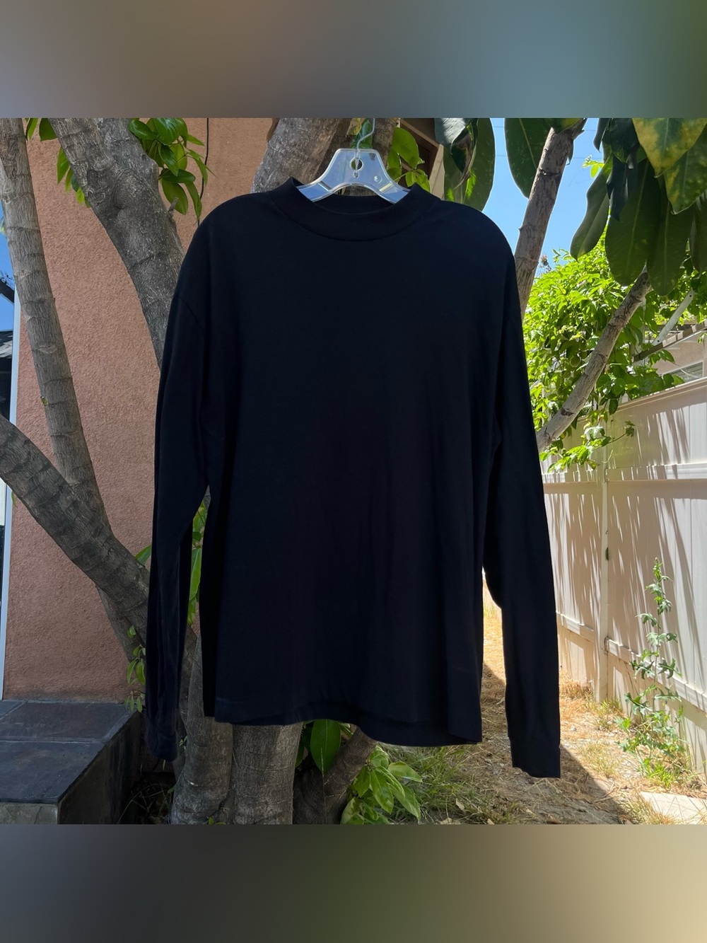 UO Urban Outfitters Black Oversized Long Sleeve T-Shirt .